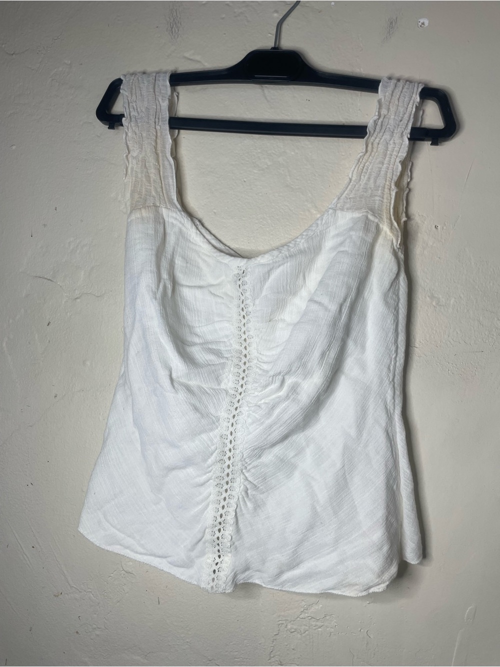 She’s Cool Womens White Cotton Woven Cami Tank Scoop Neck Wide Strap S  Stained